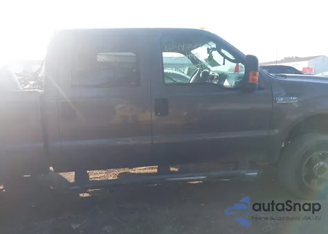 2005 Ford F-250 Lariat/Xl/Xlt z USA, uszkodzony, nr VIN 1FTSW21PX5EC94046